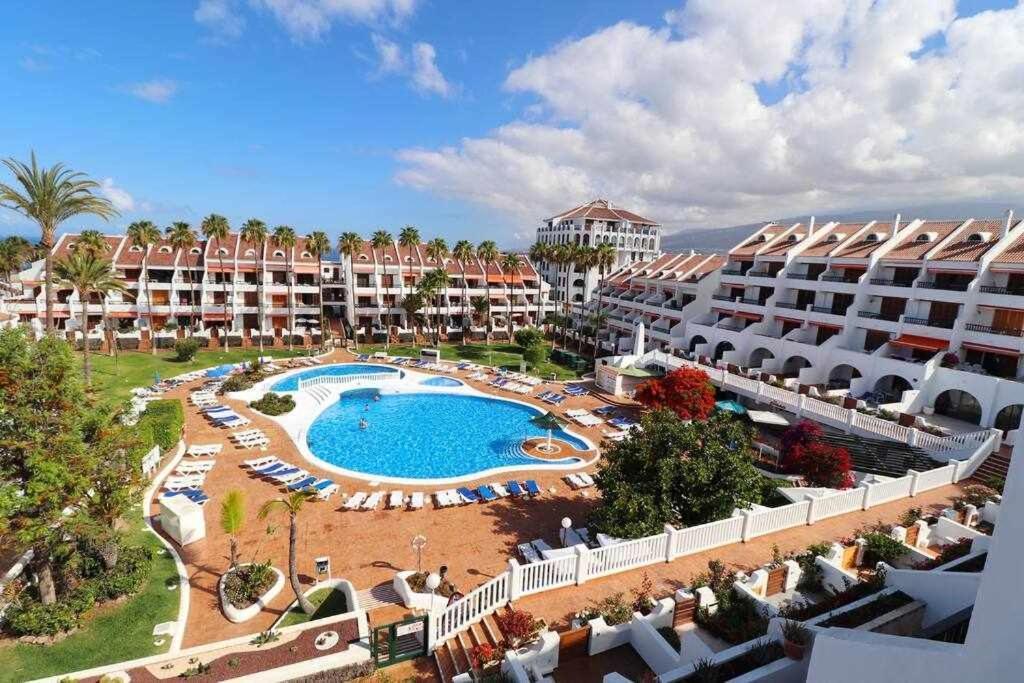 Parque Santiago II 335 By Tenerife Rental & Sales Плайя-де-лас-Амерікас Екстер'єр фото